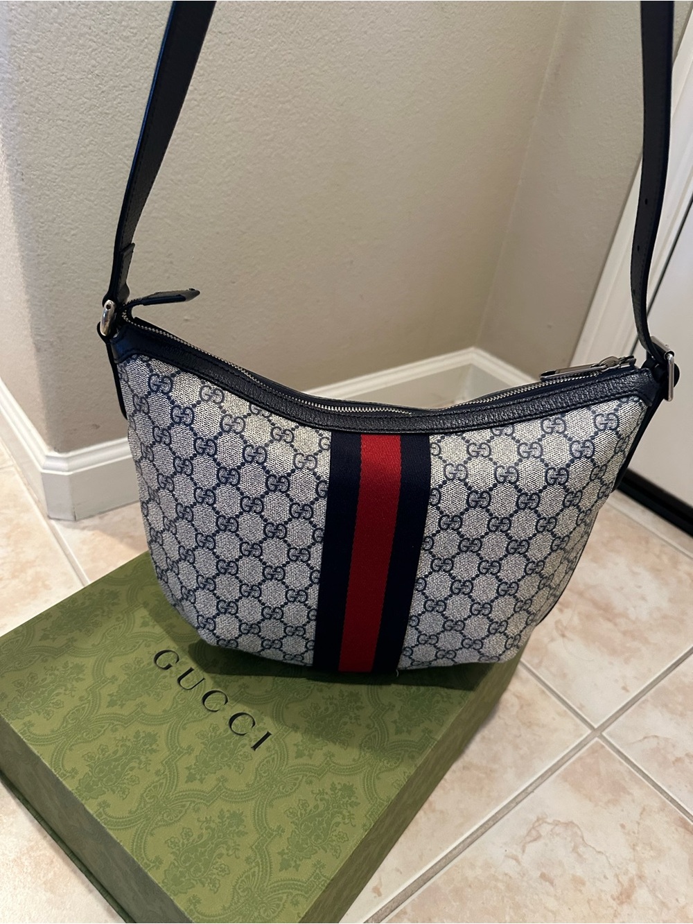 Gucci GG Supreme Canvas Crossbody with Navy and Red Web Stripe - Picture 3 of 10